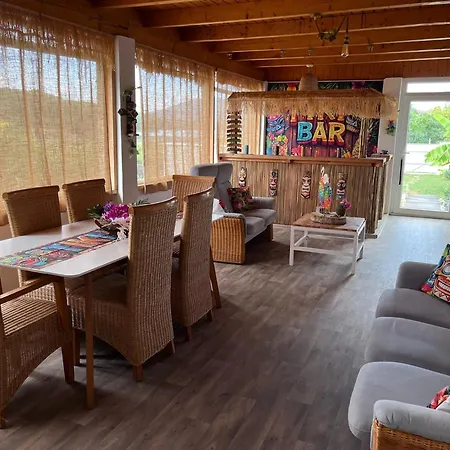 Apartman Aloha *
